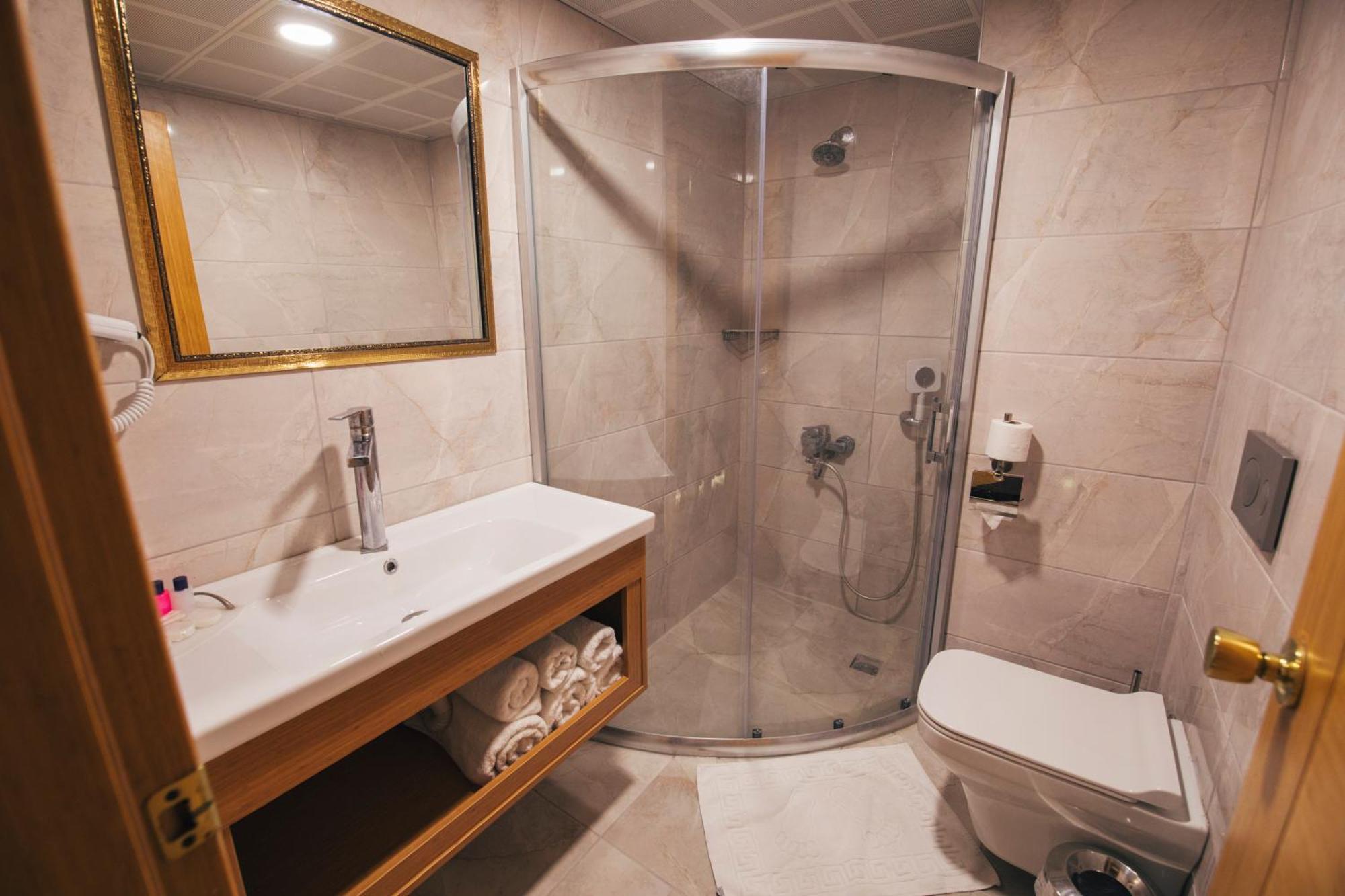 Royal Mersin Otel Luaran gambar